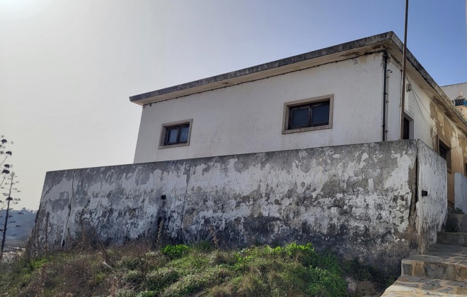 Câmara Municipal de Aljezur pretende recuperar o antigo posto da Guarda Fiscal, na Praia de Odeceixe