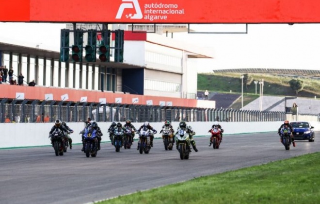 Pilotos de Vila Nova de Santo André em destaque no Autódromo Internacional do Algarve