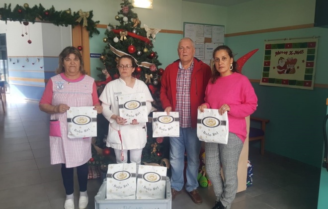 Rotary Clube de Sines ofereceu bolos reis à Cercisiago