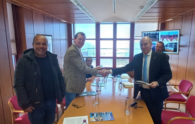 Porto de Sines dá os primeiros passos para a criação de um hub logístico de frutas brasileiras