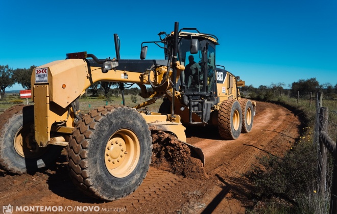 Montemor-o-Novo investe 148 mil euros na regularização de estradas e caminhos em terra batida