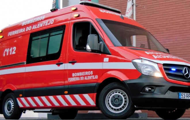 Colisão entre quatro carros faz dois feridos em Ferreira do Alentejo