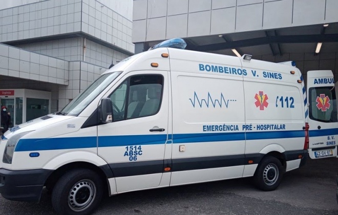 Colisão rodoviária provoca cinco feridos ligeiros em Sines