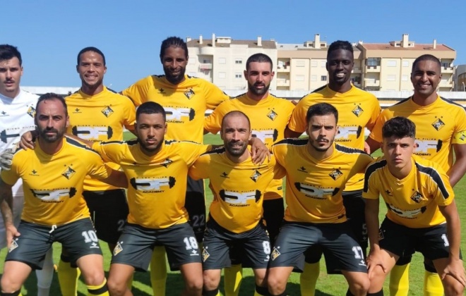 Vasco da Gama de Sines joga esta quinta-feira às 15h00 em Almada