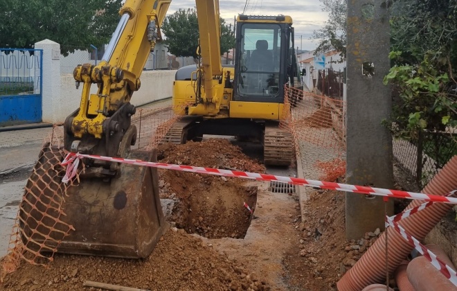 Reabilitação urbana já começou na Rua de Ourique na localidade de Garvão