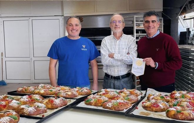 Rotary Club de Sines assinalou o Dia de Reis com a entrega de Bolos Reis