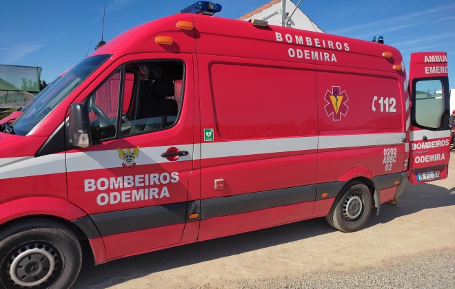 Despiste de motociclo provoca um ferido grave em São Luís, Odemira