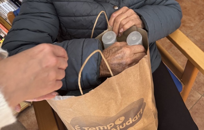 Idosos de Sines recebem kits de higiene pessoal no âmbito da campanha “É Tempo de Ajudar”