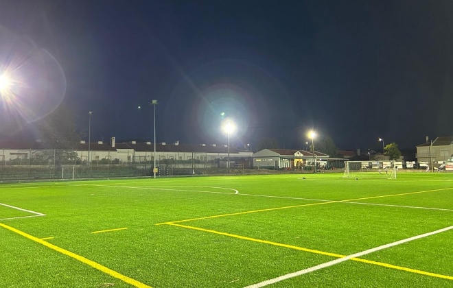 Campo de futebol dos Bairros de São João e Olival Queimado em Alcácer do Sal tem nova iluminação