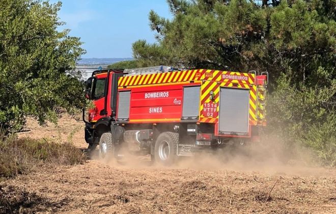 Bombeiro de Sines frequentou formação em Condução Fora de Estrada