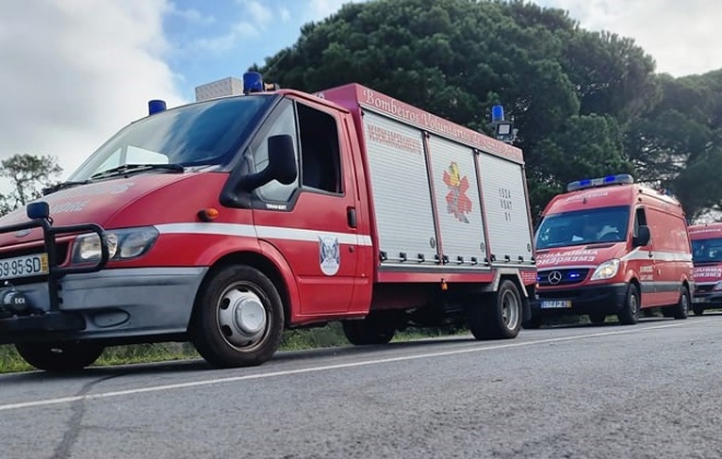 Colisão provoca três feridos em Deixa o Resto no concelho de Santiago do Cacém