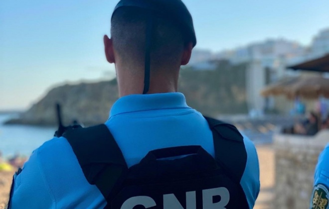 Homem que é suspeito de ameaçar e agredir a mãe em Santiago do Cacém ficou em prisão preventiva
