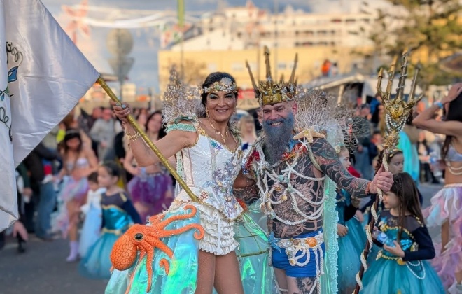 Carnaval de Sines comemora 100 anos com folia e fogo de artifício