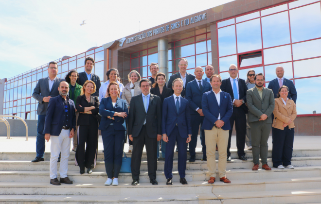 Comissão de Infraestruturas, Mobilidade e Habitação visita Porto de Sines