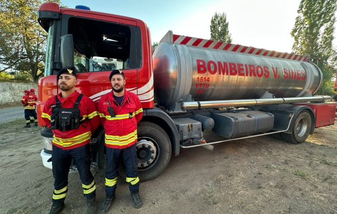 Bombeiros de Sines integram Grupo de Reforço em Ourique para combate a incêndios rurais
