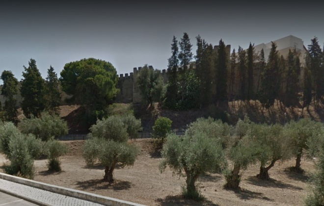 Vítor Proença satisfeito com reforço de verba para reabilitação das muralhas do Castelo de Alcácer do Sal