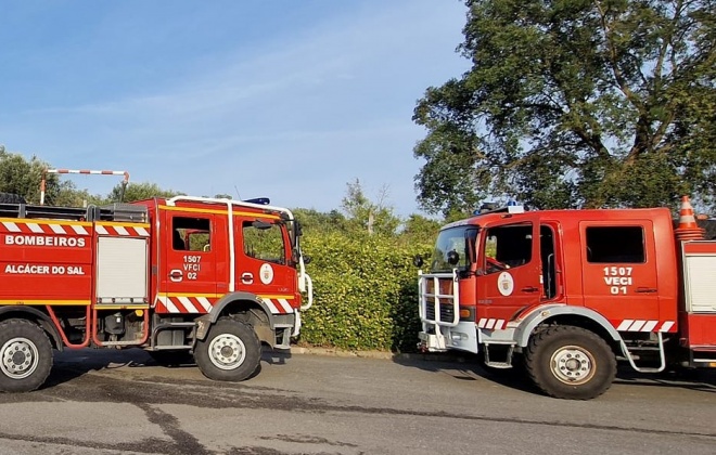 Incêndio consumiu área de pasto e mato em Alcácer do Sal