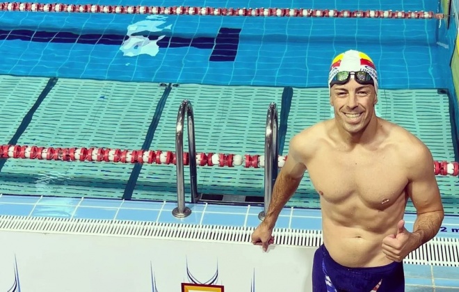 Nadador Carlos Gaspar brilha no Campeonato Nacional de Natação Adaptada de Verão