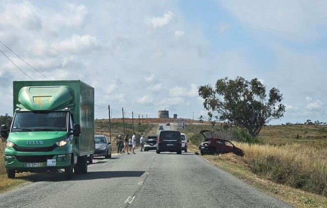 Colisão provoca dois feridos na Casa Branca em Odemira